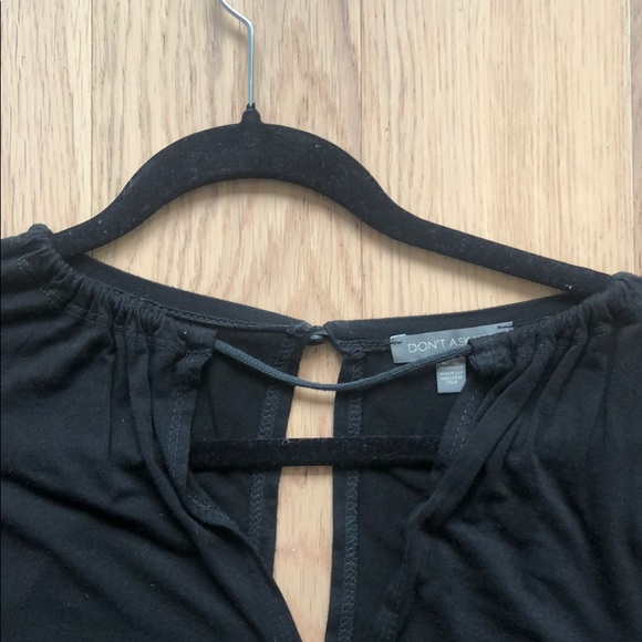 Black long sleeve - Picture 2 of 2